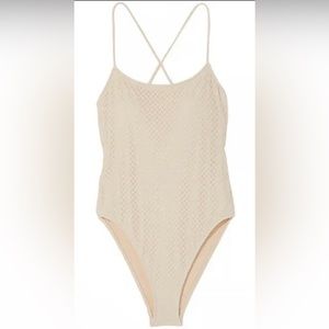 VICTORIA'S SECRET Essential Scoop One-Piece Swimsuit in Crochet Lace XS NWT